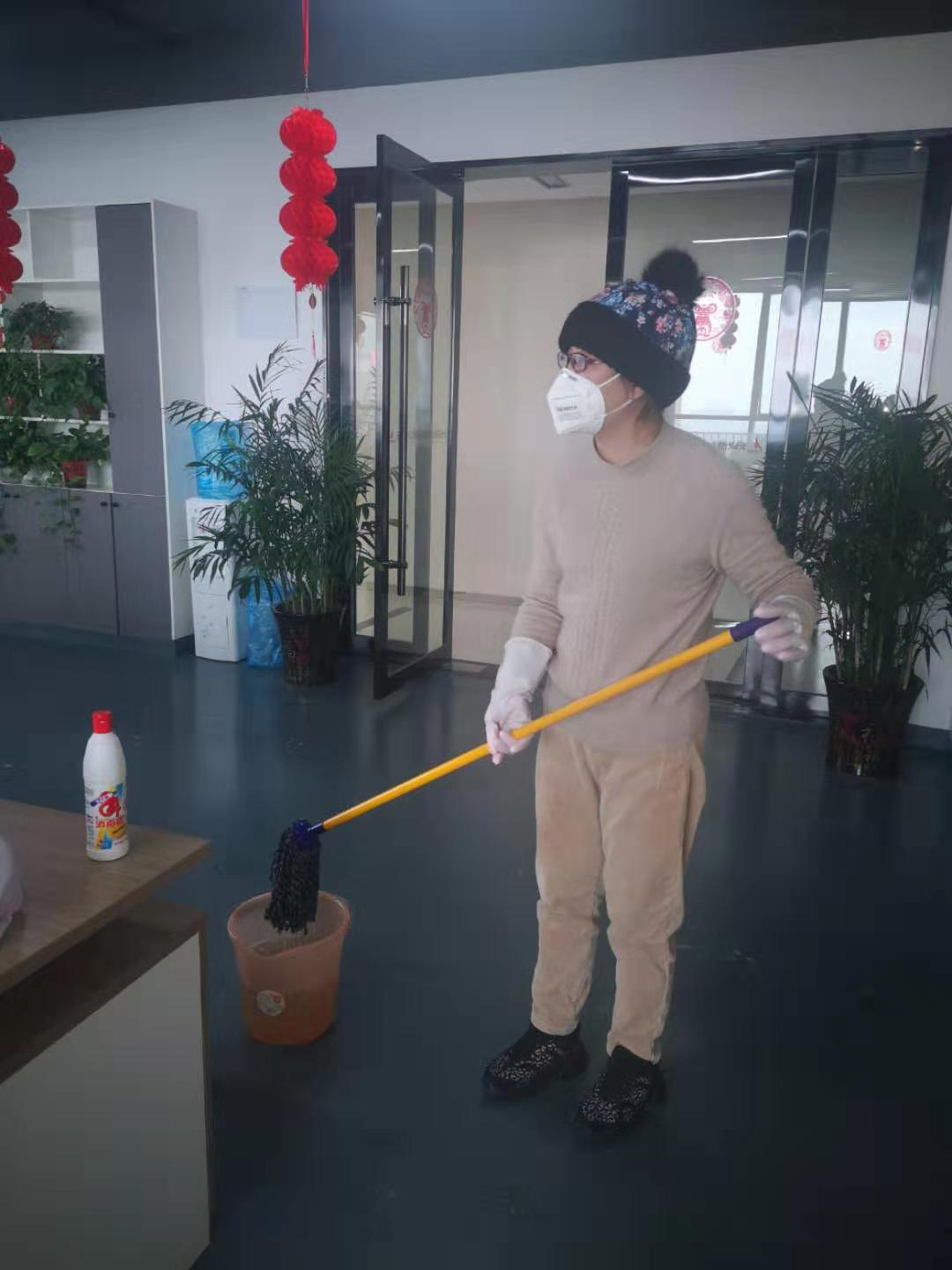 隔絕病毒，但不隔絕服務(wù)——安慶分公司專業(yè)消毒服務(wù)守護(hù)健康環(huán)境